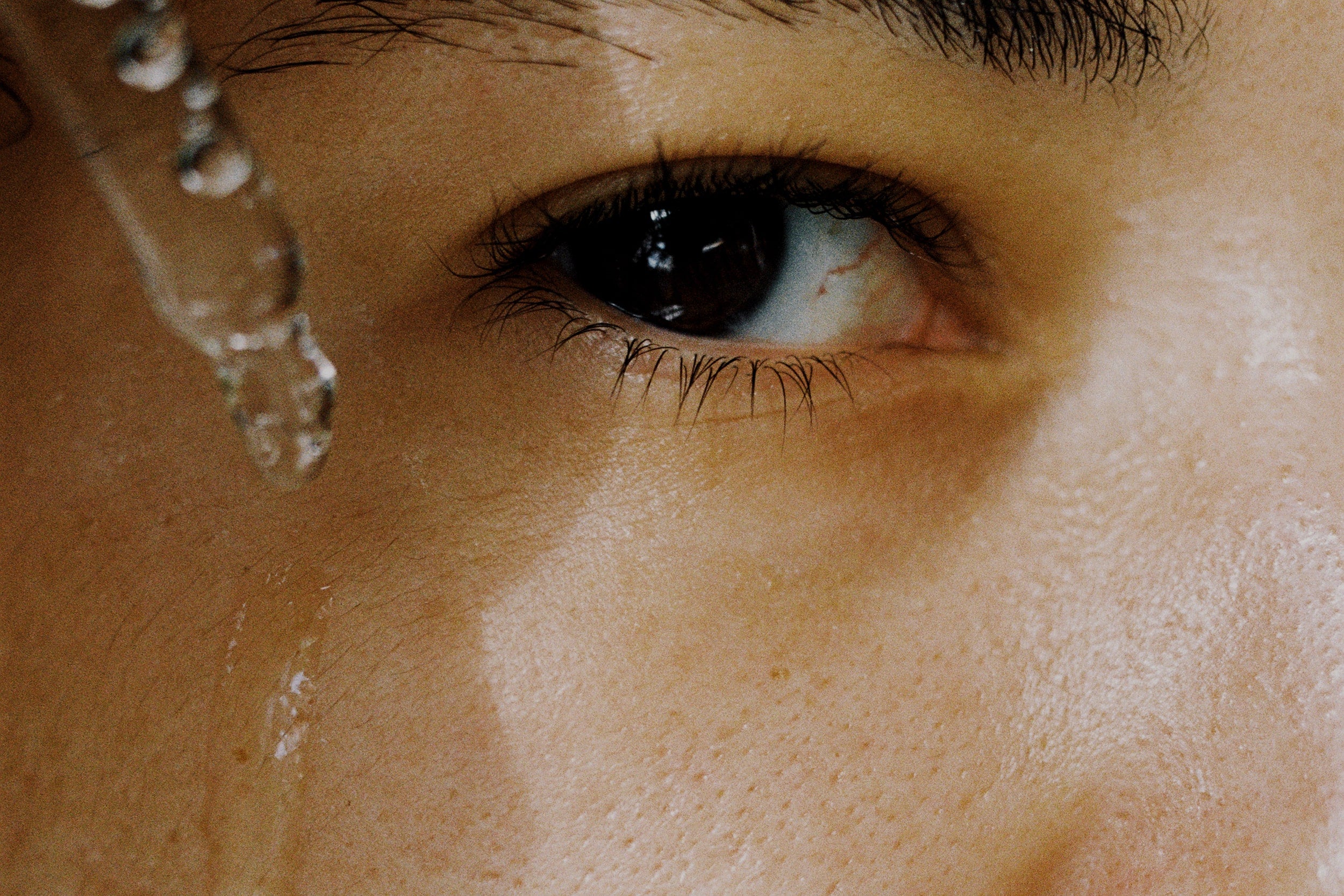 MUTI Clean Beauty hydrating Serum