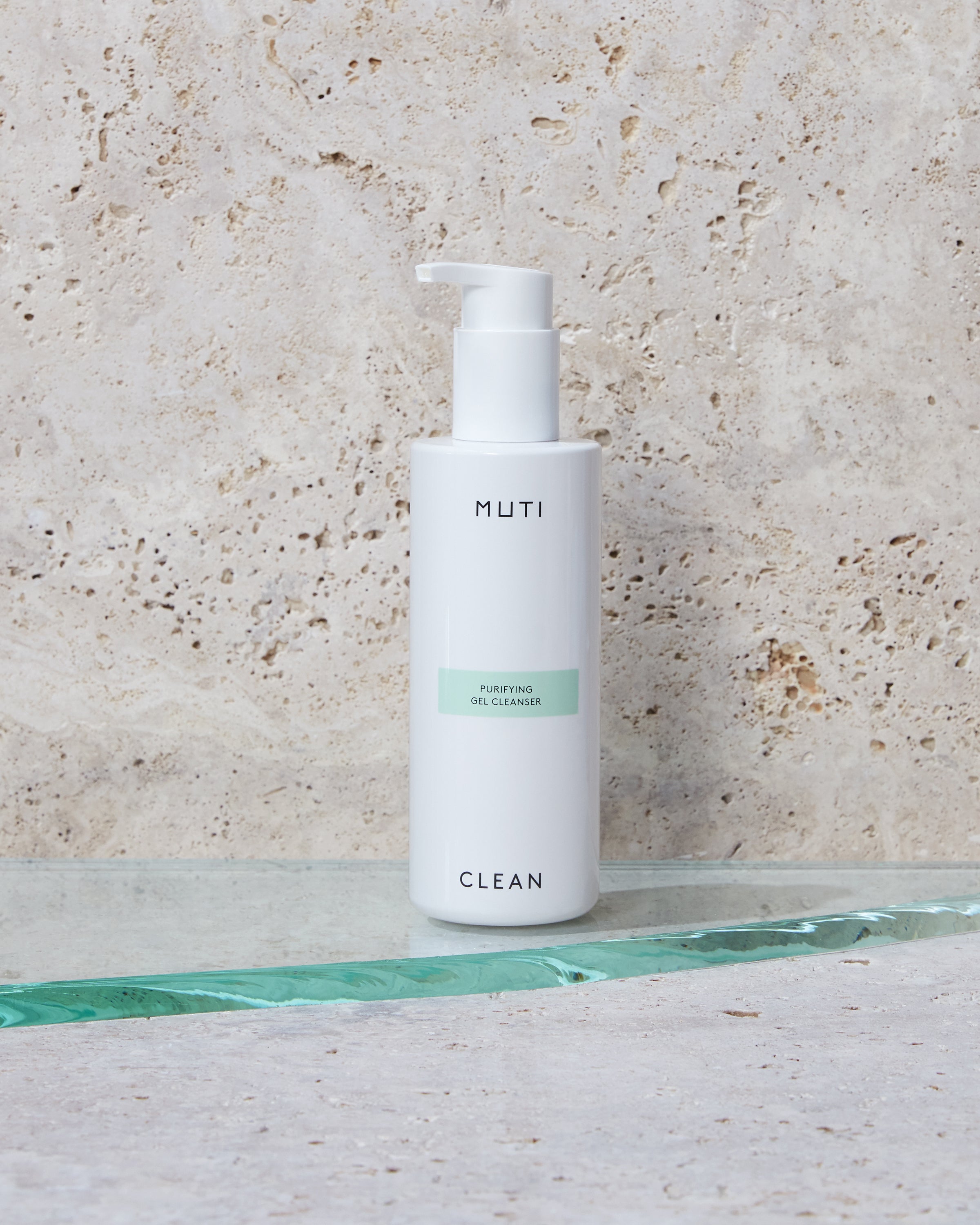 MUTi PURIFYING GEL CLEANSER